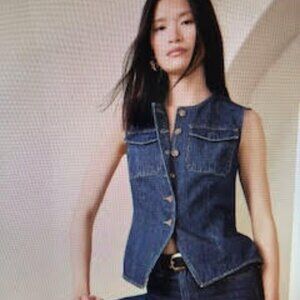 Sold Out Banana Republic Cutaway Vest